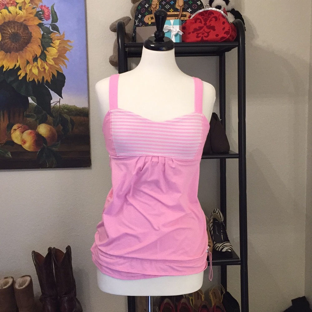 Lululemon Pink and white workout top